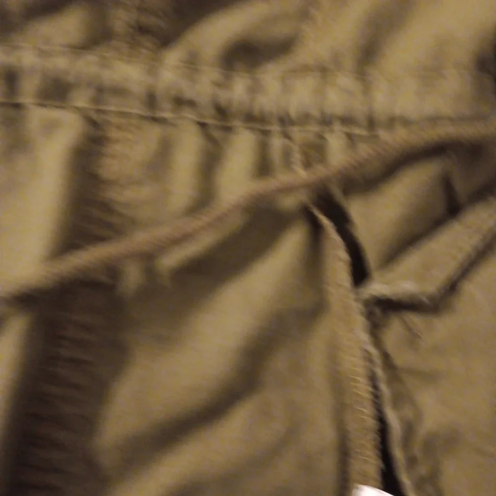 Love Tree Cargo/ Utility‎ Vest Women's  Sz. M Olive Green Pockets Waist...
